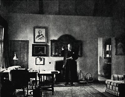 Mr. Churchill nel suo studio a Westerham, anni 