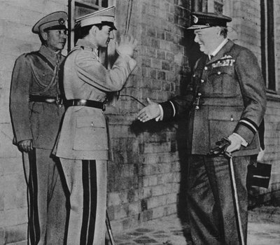 Il signor Churchill è accolto dallo Scià di Persia da Unbekannt