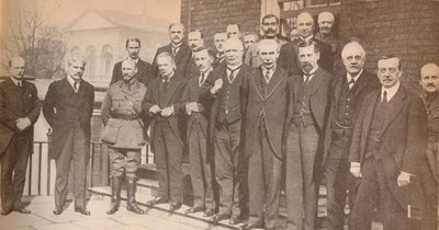 Mr. Lloyd George, Primo Ministro, e alcuni dei suoi colleghi nel 1917, c1917 da Unbekannt