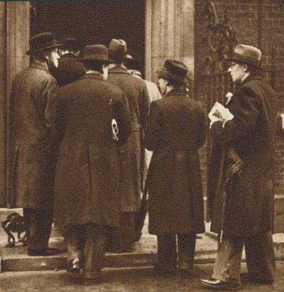 Giornalisti al n. 10, Dic 1936 da Unbekannt
