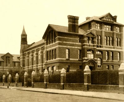No. 67. La Scuola Haberdashers Askes Hampstead, 1923 da Unbekannt