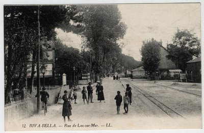 Normandia, Calvados (14), Ouistreham: vista della strada di Luc sur Mer a Riva Bella - Cartolina fine XIX-inizio XX secolo da Unbekannt