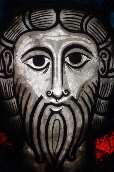 Museo Oeuvre Notre-Dame. Vetrata romanica Testa di Cristo da Wissembourg (XI o XII secolo). da Unbekannt