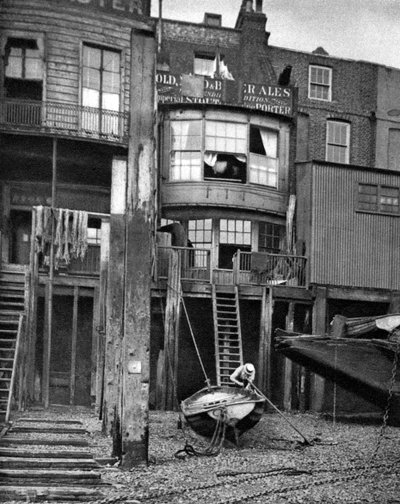Vecchio pub sul Tamigi, Londra, 1926-1927 da Unbekannt
