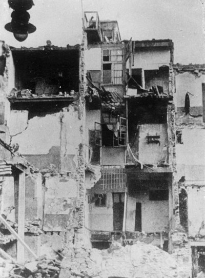 Un tempo un grande hotel a Palma, Maiorca, Guerra Civile Spagnola, c1936 da Unbekannt