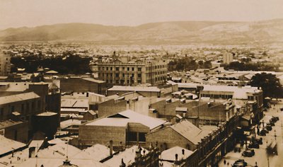Panorama di Adelaide e delle colline, Australia Meridionale, fine XIX-inizio XX secolo da Unbekannt