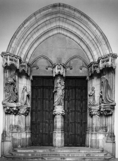 Portale della cappella della Certosa di Champmol. XIV secolo, Digione (Cote d