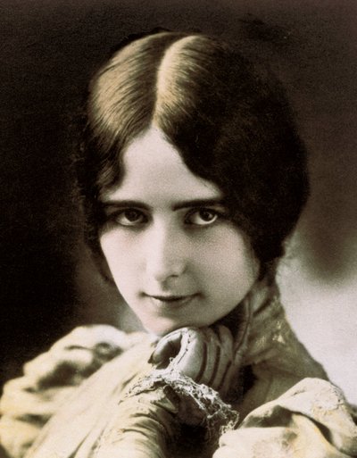 Ritratto di Cleo de Merode. Fotografia, c.1900 da Unbekannt