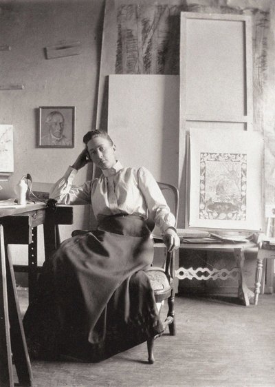 Ritratto di Hilma af Klingt 1862-1944, c. 1900 da Unbekannt