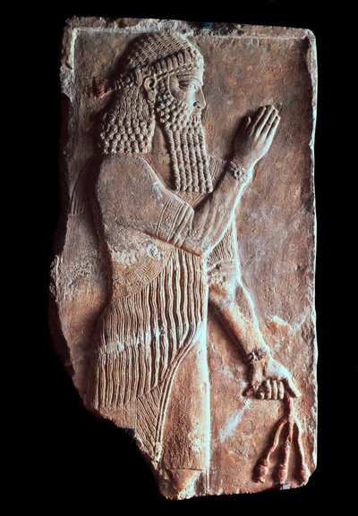Sacerdote con un ramo di melograno, 722-705 a.C. da Unbekannt