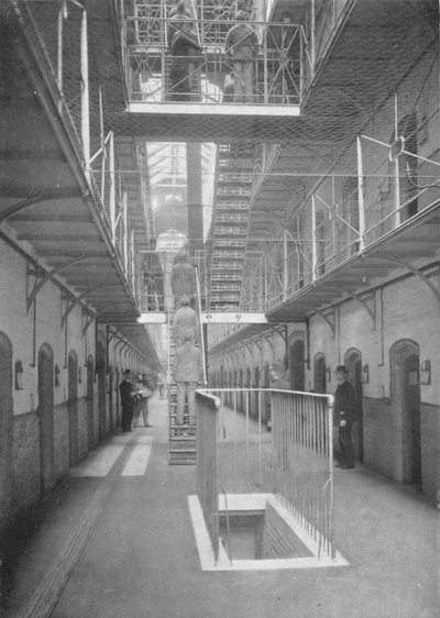 Prigionieri che vanno a cena, prigione di Wormwood Scrubs, Londra, c1903 da Unbekannt