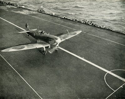 RAF Spitfire sul ponte di una portaerei in viaggio verso Malta, Seconda Guerra Mondiale, 1942 1944 da Unbekannt