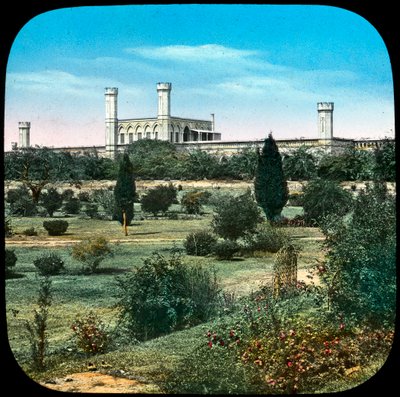 Stazione ferroviaria, dal Giardino della Regina, Delhi, India, fine XIX o inizio XX secolo da Unbekannt