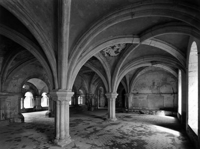 Architettura romanica: vista della sala capitolare dell