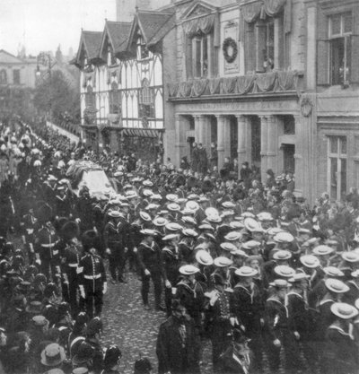 Marinai che tirano il carro funebre che trasporta la bara della Regina Vittoria, Windsor, Berkshire da Unbekannt