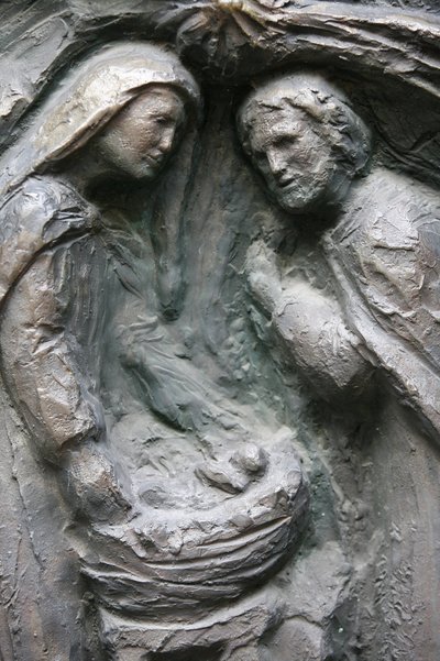 Chiesa di Saint-Pierre de Montmartre: scultura della porta di Notre Dame: Natività, Parigi, Francia da Unbekannt