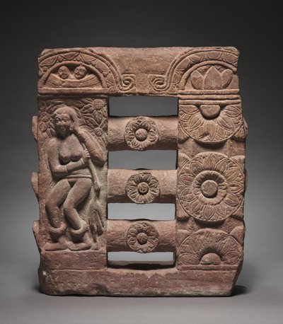 Sezione di Balaustra Monolitica con Bagnante e Medaglioni di Loto, c. 150-250 da Unbekannt