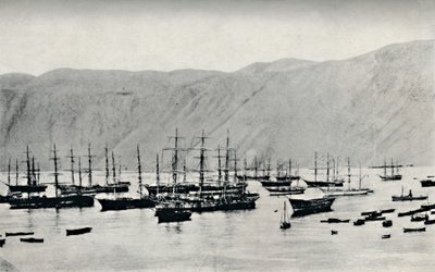 Nave in attesa di carichi di nitrato a Iquique da Unbekannt