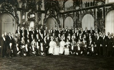 Seduta del comitato della Granduchessa Tatiana Nikolaievna di Russia, inizio XX secolo da Unbekannt