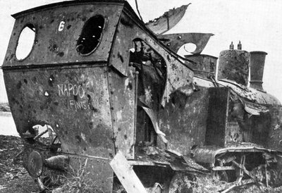 Locomotiva distrutta a Peronne, Francia, Prima Guerra Mondiale da Unbekannt