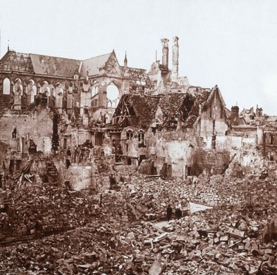 Cattedrale di Soissons, Soissons, Francia settentrionale, c1914-c1918 da Unbekannt