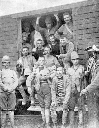 Soldati del 18° Ussari sul treno per Pretoria, Sudafrica, Guerra Boera, 1900 da Unbekannt