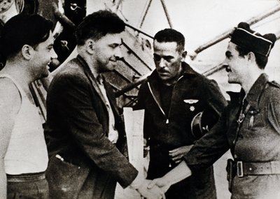 Guerra civile spagnola (1936-1939): Ilia Grigorievich Ehrenburg (1891-1967), scrittore russo, al suo arrivo all