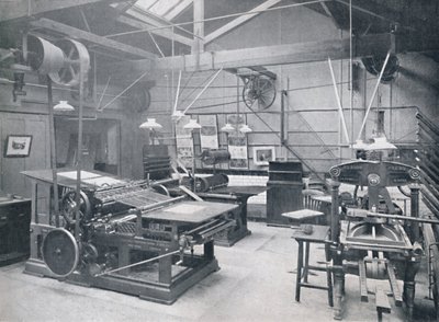 Fondazione Scuola St. Bride. Sala delle macchine da stampa, 1917 da Unbekannt