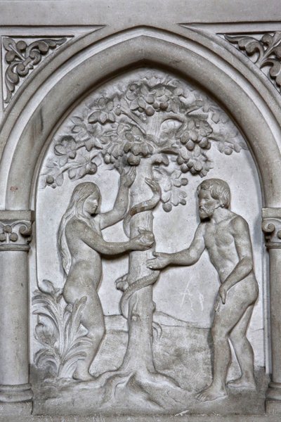 Chiesa cattolica di San Martino, Villers sur Mer, Francia. Rilievo. Adamo ed Eva da Unbekannt