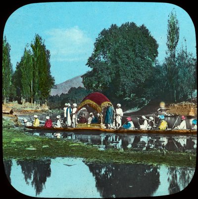 Barca di stato sul canale dell