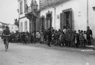 Scena di strada, Nicosia, Cipro, c1920s-c1930s da Unbekannt
