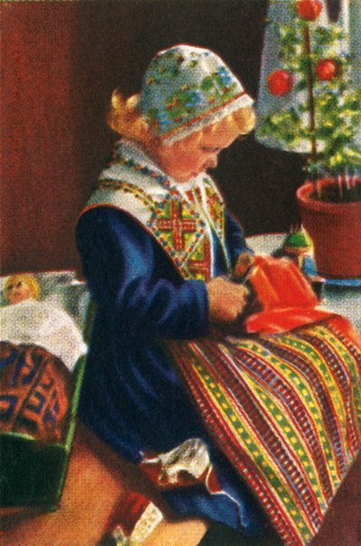 Ragazza svedese che gioca con le bambole, c1928 da Unbekannt