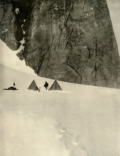 Il campo sotto il pilastro di granito, mezzo miglio dal deposito del ghiacciaio inferiore...27 gennaio 1909 da Unbekannt