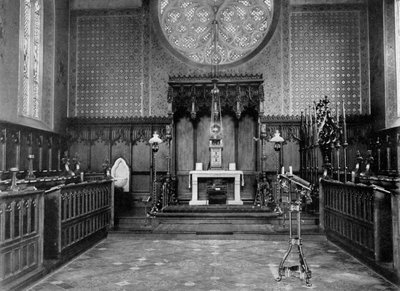 Il presbiterio, Chiesa cattolica apostolica, Albury Park, Surrey, 1904 da Unbekannt