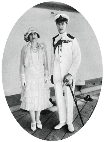 Il duca e la duchessa di York a bordo della HMS Renown, Malta, 1927, 1937 da Unbekannt