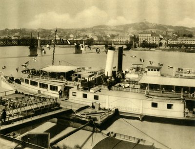 Il piroscafo Franz Schubert sul Danubio, Linz, Alta Austria, c1935 da Unbekannt
