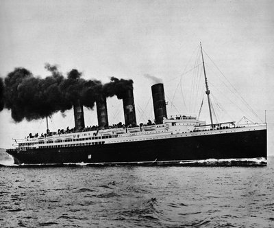 Il Lusitania a tutta velocità, 1915 da Unbekannt