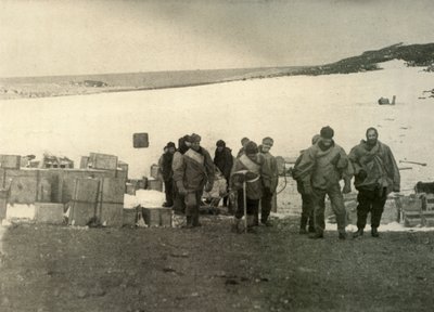 Il gruppo che salì sul Monte Erebus lasciando la capanna, 1908, 1909 da Unbekannt