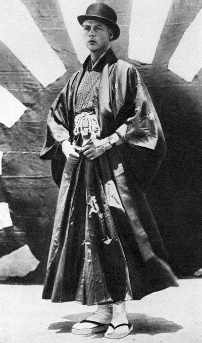 Il Principe di Galles in costume giapponese, Giappone, 1922 da Unbekannt