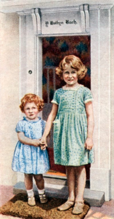 Le principesse Elisabetta e Margaret Rose alla porta della Casetta, 1933, c1935 da Unbekannt