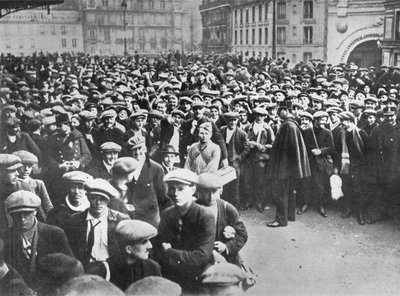 I nuovi eserciti francesi: coscritti e volontari in attesa di arruolarsi, 1915 da Unbekannt