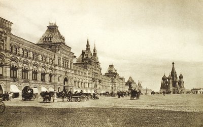 Le file commerciali superiori in Piazza Rossa, Mosca, Russia, 1910 da Unbekannt