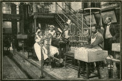 Interno di una delle distillerie degli zar, 1901 da Unbekannt
