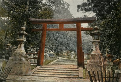 Tori a un tempio shintoista, 1900 da Unbekannt