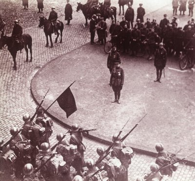 Truppe in marcia, Aquisgrana, Germania, c1914-c1918 da Unbekannt