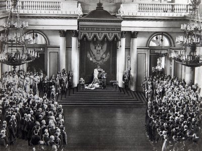 Lo zar Nicola II parla all