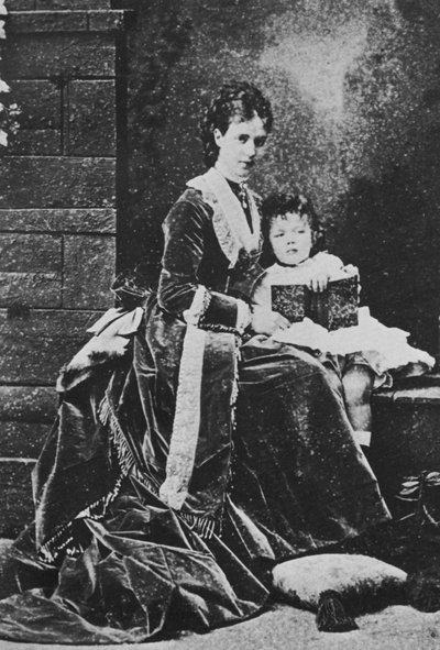 Zarina Maria Feodorovna di Russia con lo zarevic Nicola, c1873 da Unbekannt