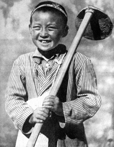 Scolaro uzbeko che lavora in una fattoria, 1936 da Unbekannt