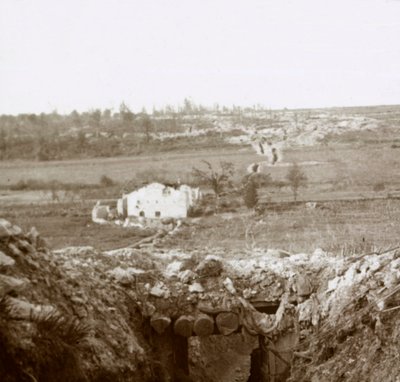 Villaggio di Damloup, nord della Francia, c1914-c1918 da Unbekannt