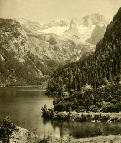 Vorderer Gosausee e le montagne del Dachstein, Alta Austria, c. 1935 da Unbekannt